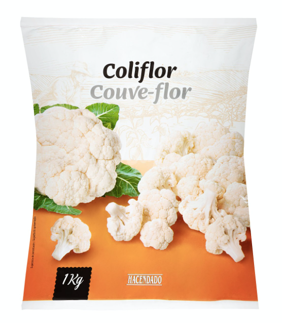 Coliflor cocida con salchichas a la plancha.